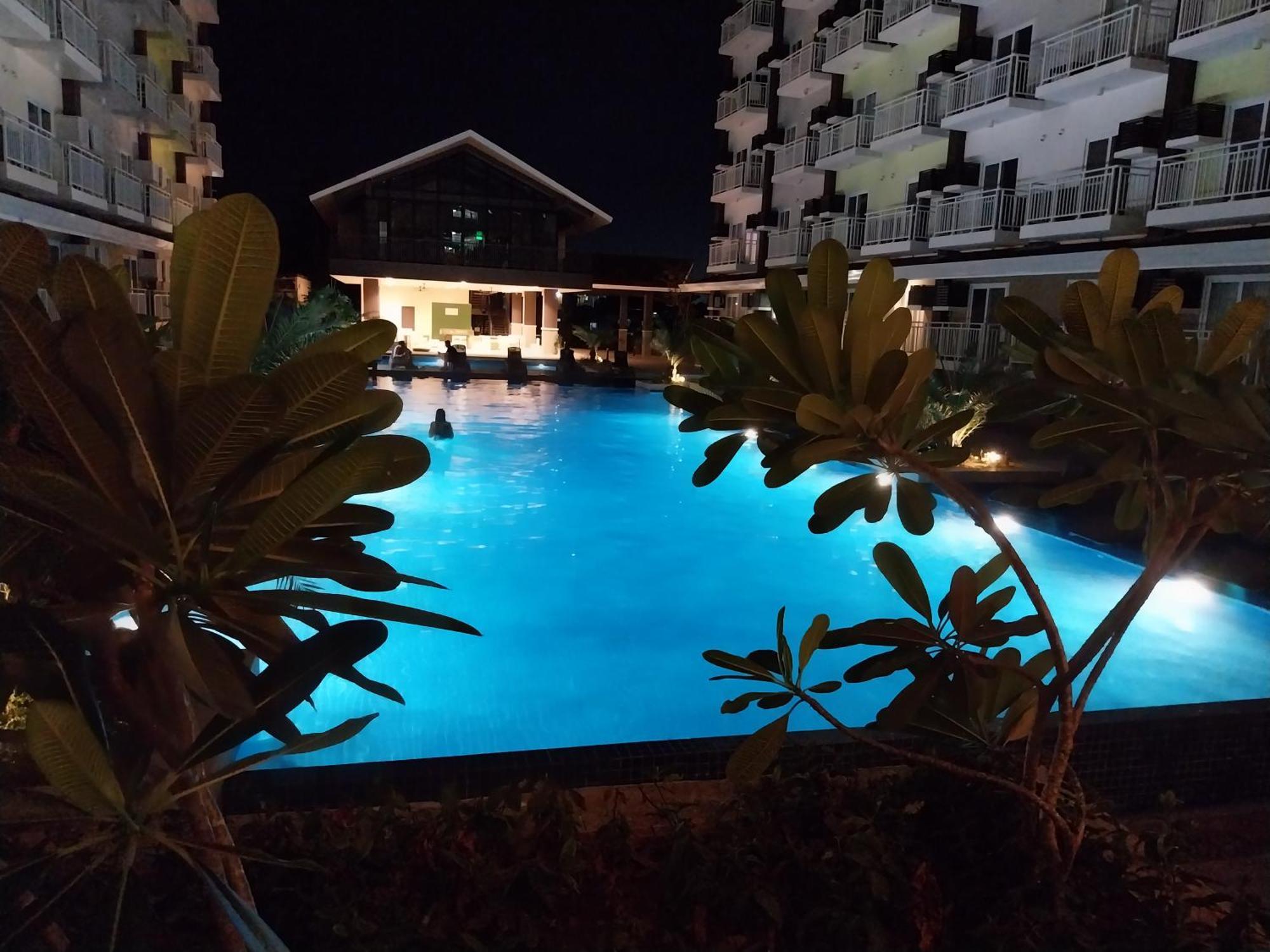 Stay And Fly At Amani Grand Resort Residences Lapu-Lapu City Bagian luar foto