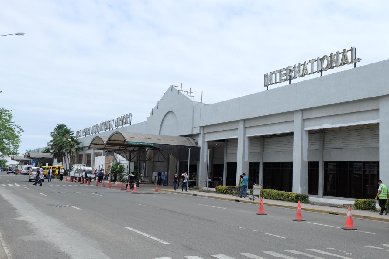 Stay And Fly At Amani Grand Resort Residences Lapu-Lapu City Bagian luar foto